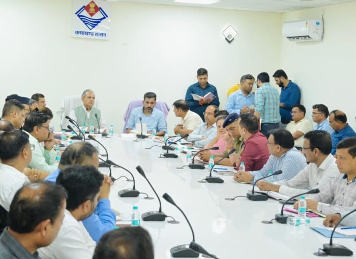 मानसून के दौरान सभी विभाग 24×7 अलर्ट मोड पर रहेंः विनय रुहेला