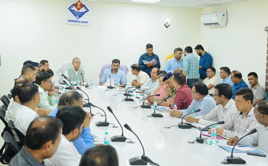 मानसून के दौरान सभी विभाग 24×7 अलर्ट मोड पर रहेंः विनय रुहेला