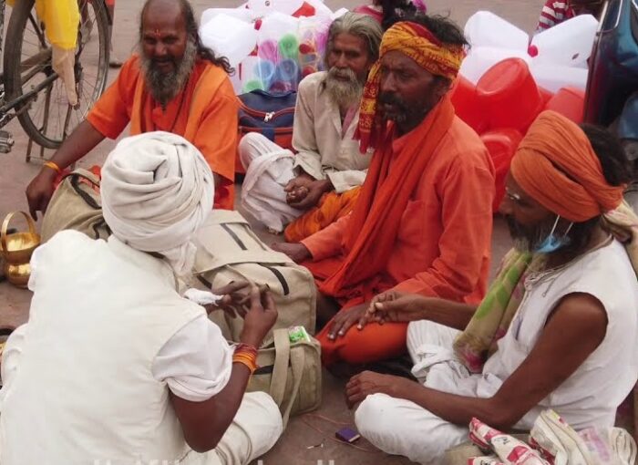हरिद्वार में दो साधुओं की बेरहम हत्या