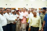मुख्यमंत्री ने विभिन्न क्षेत्रों से आए लोगों की सुनी समस्याएं