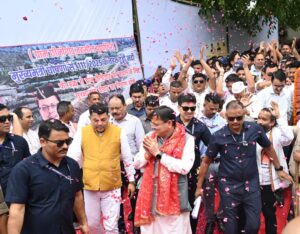 Chief Minister Dhami laid the foundation stone for two important flood protection projects in Champawat district.