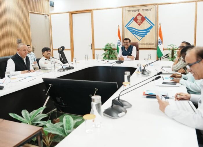 टिहरी लेक ग्लोबल डेस्टिनेशन को लेकर हुई हाई पॉवर कमेटी की बैठक