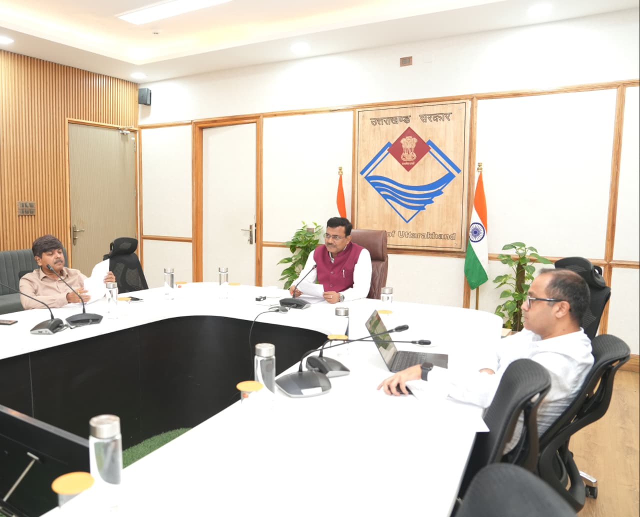 मुख्य सचिव ने शिक्षा विभाग के तहत पीएम पोषण एवं समग्र शिक्षा की समीक्षा की