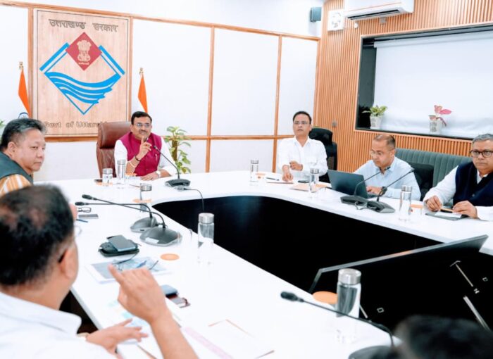 मुख्य सचिव ने कांट्रैक्ट के मुद्दे पर विभागों द्वारा गंभीरता से कार्य किए जाने के निर्देश दिए