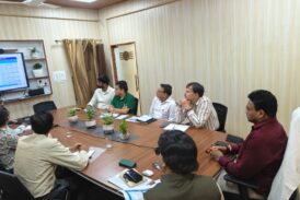 पीएम आवास योजना के कार्यों में देरी पर सचिव आवास डॉ. आर. राजेश कुमार सख्त
