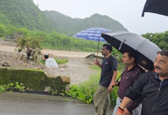 नंदा चौकी पुल की क्षतिग्रस्त लेन तत्काल बहाल कराने तथा अधिकारियों को 24 घंटे अलर्ट रहने के निर्देश