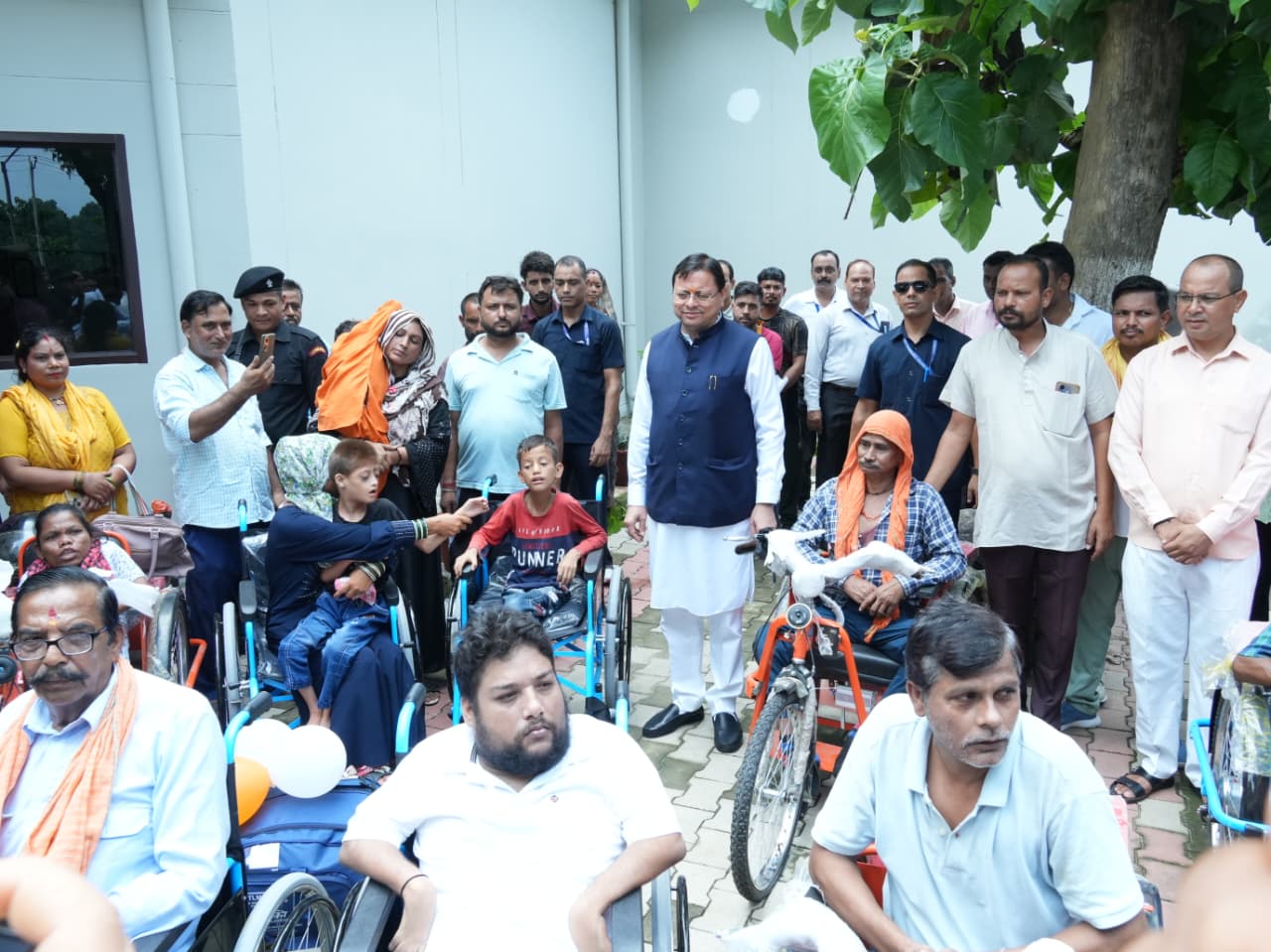 मुख्यमंत्री धामी ने सुनीं जनसमस्याएं, अधिकारियों को त्वरित समाधान के दिए निर्देश