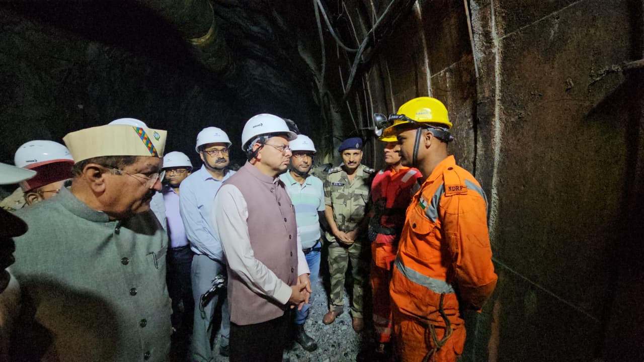 मुख्यमंत्री टीएचडीसी टनल हादसे का किया स्थलीय निरीक्षण किया