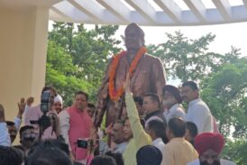 मुख्यमंत्री ने शहीद ऊधम सिंह की प्रतिमा का किया अनावरण, पार्किंग एवं आधारभूत विकास परियोजनाओं की सौगात
