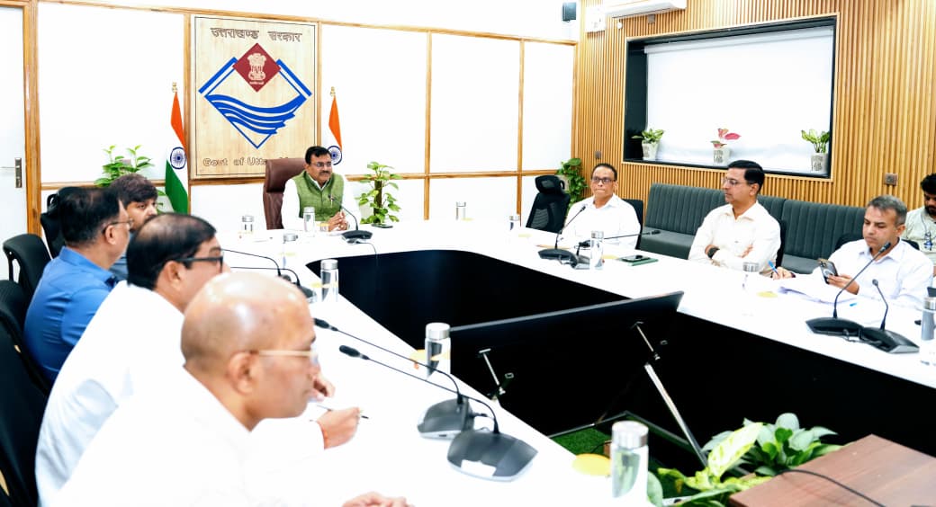 मुख्य सचिव ने वाह्य सहायतित परियोजनाओं की प्रगति की समीक्षा की