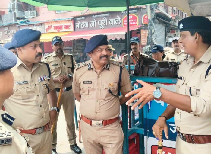 कांवड़ मेला-2026: IG एसटीएफ और DIG लॉ एंड ऑर्डर ने हरिद्वार में सुरक्षा व्यवस्थाओं का लिया जायजा,