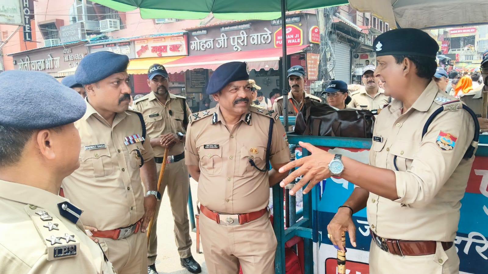कांवड़ मेला-2026: IG एसटीएफ और DIG लॉ एंड ऑर्डर ने हरिद्वार में सुरक्षा व्यवस्थाओं का लिया जायजा,